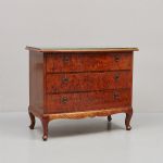 1096 3275 CHEST OF DRAWERS